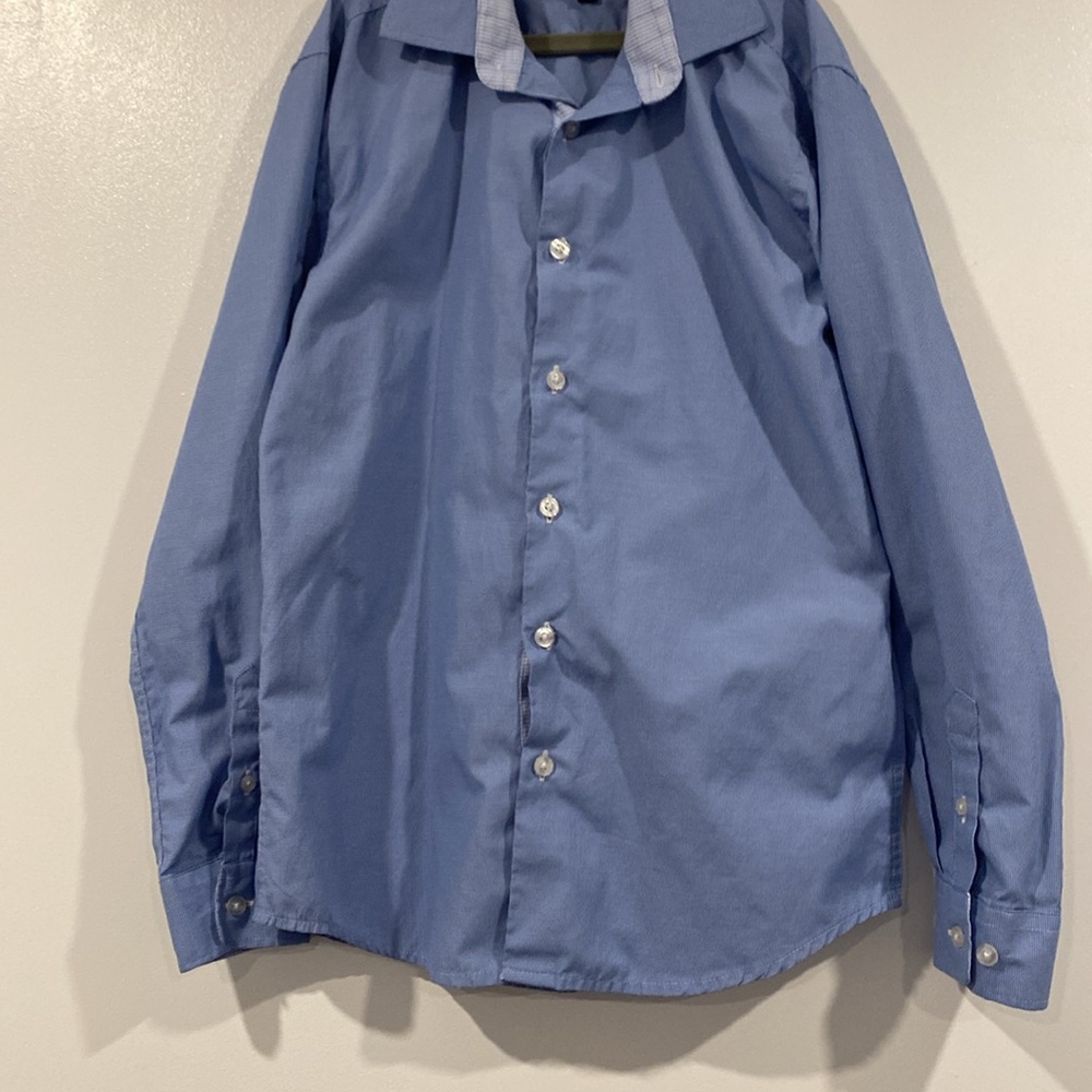 Leo & Zachary boys blue button down shirt